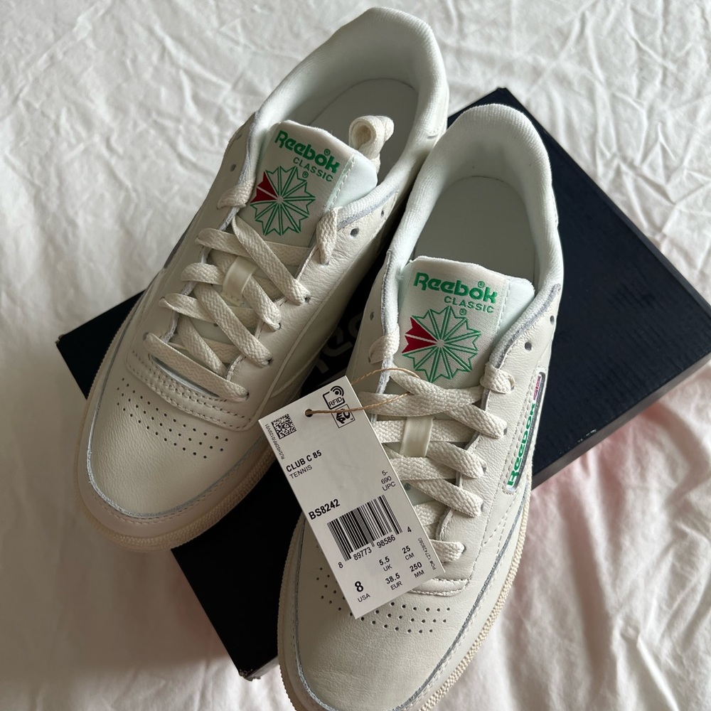 Reebok Cluc B 85 size 8